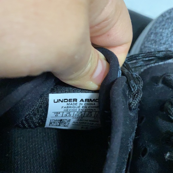 Underarmour sneakers - Picture 4 of 4